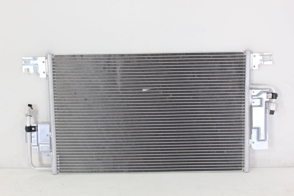 VUE 05-07 A/C CONDENSER, 2.2L Eng., 4 Cyl